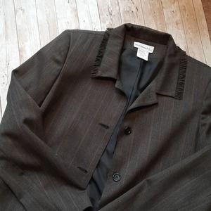 Harve Benard Two Piece Wool Suit, Brown size 12